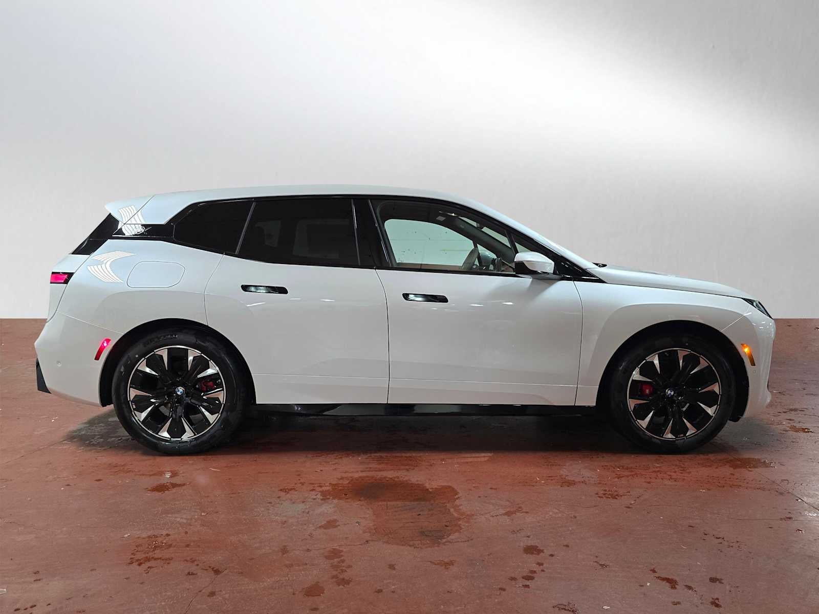 2026 BMW iX xDrive60