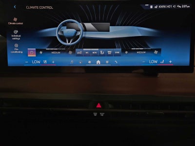 2026 BMW iX xDrive60