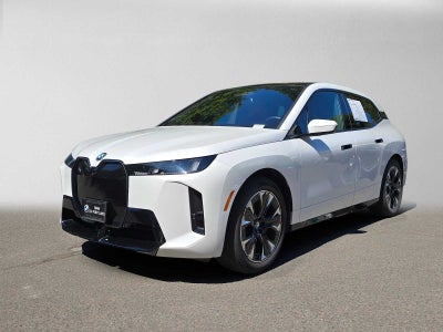 2026 BMW iX xDrive60