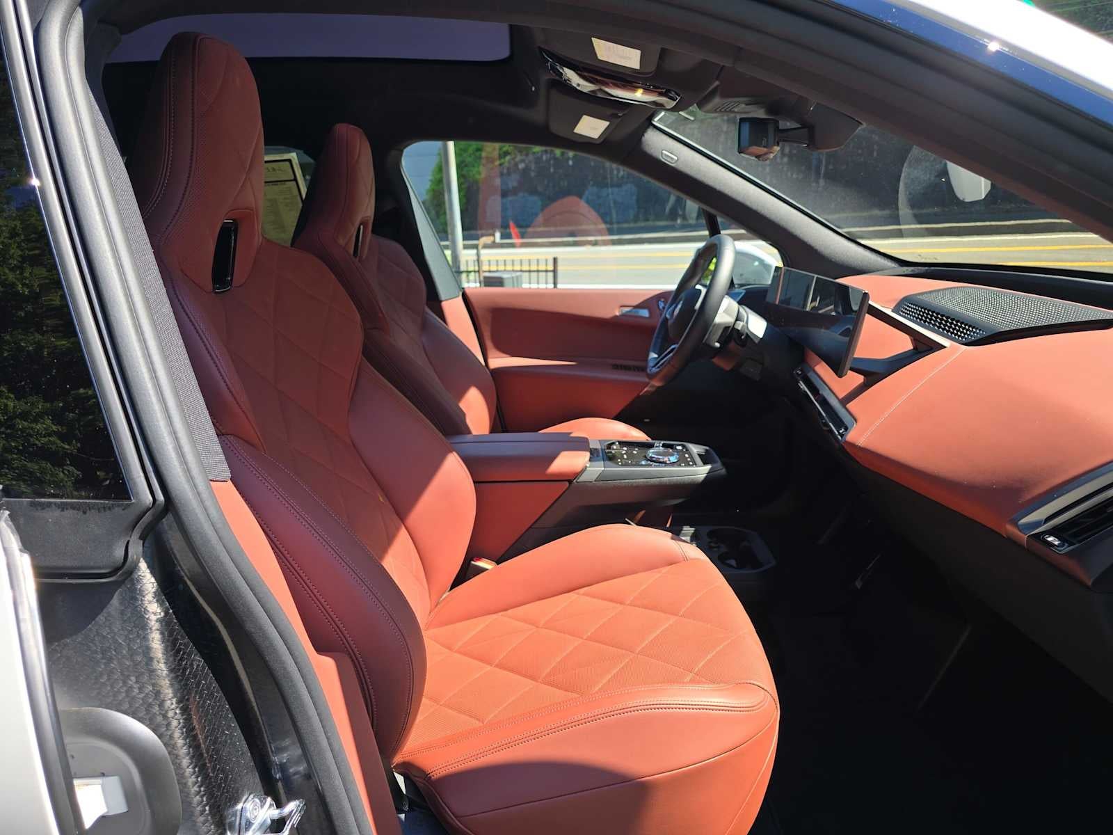 2026 BMW iX xDrive60