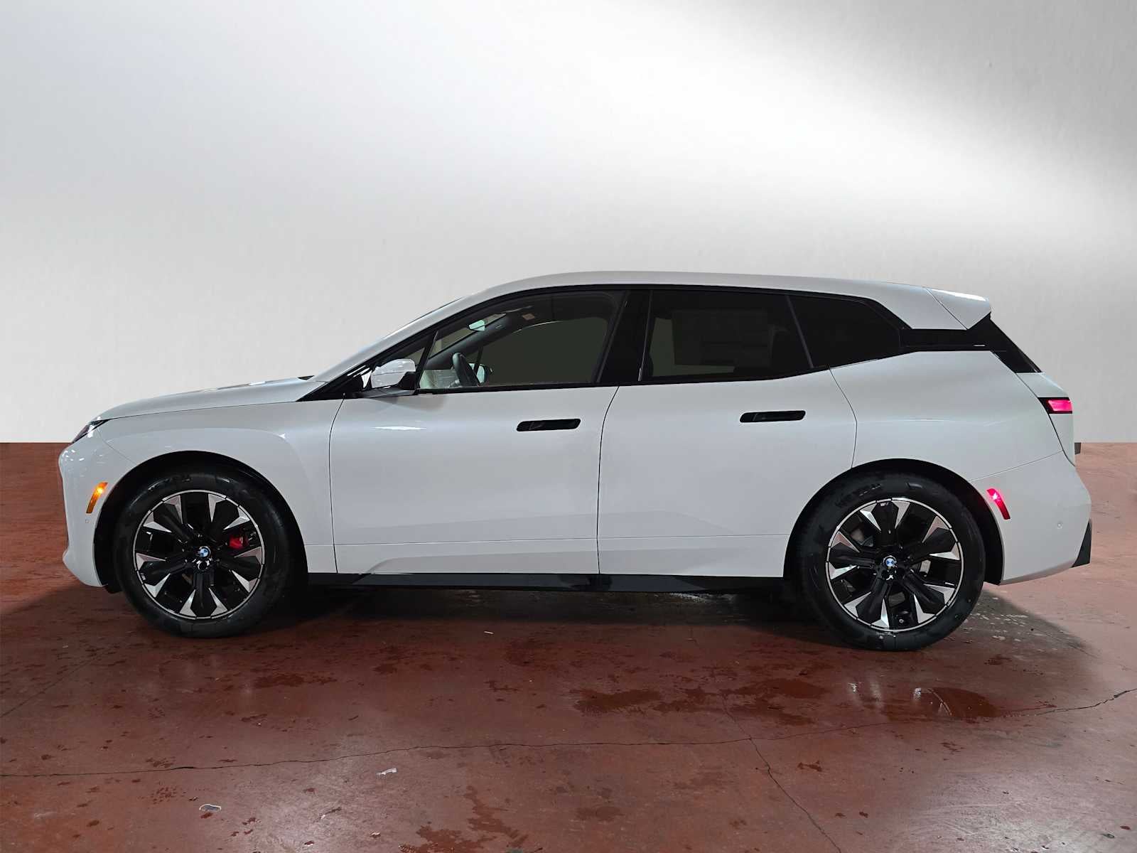 2026 BMW iX xDrive60