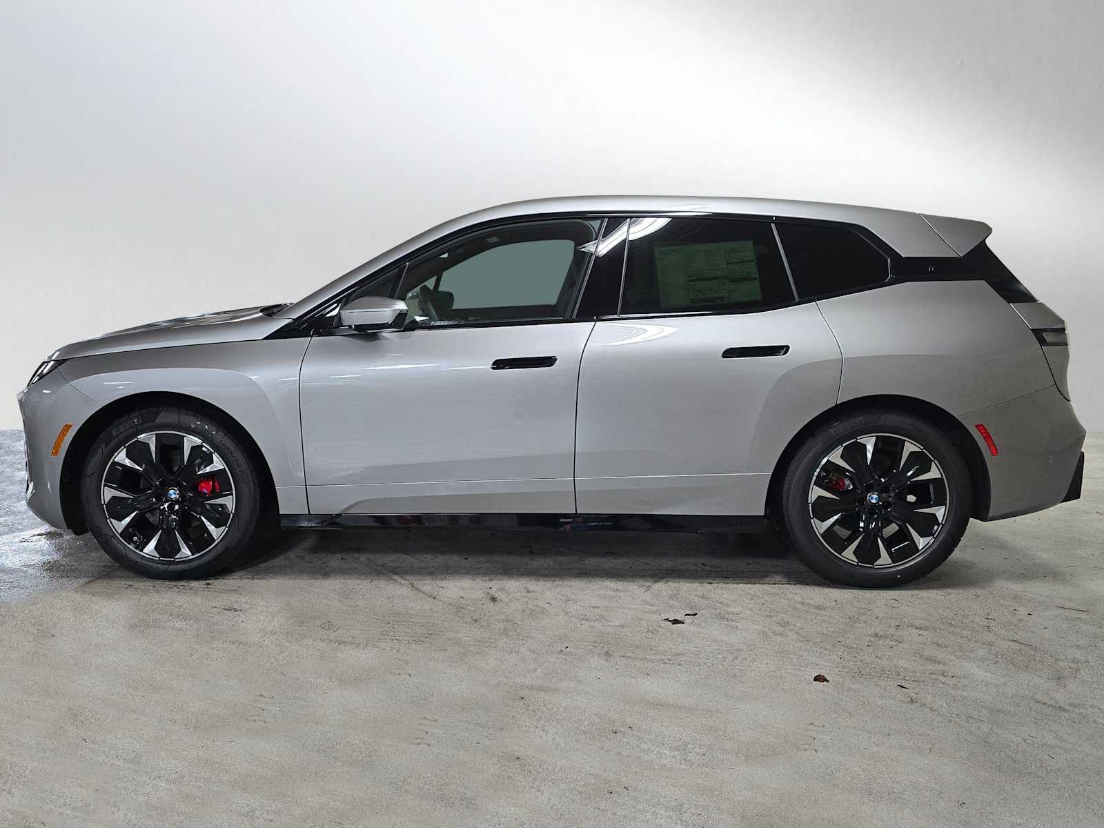 2026 BMW iX xDrive60