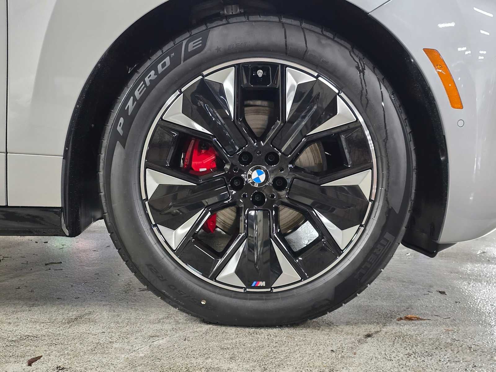 2026 BMW iX xDrive60