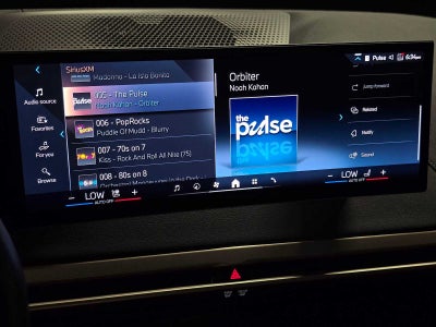 2026 BMW iX xDrive60