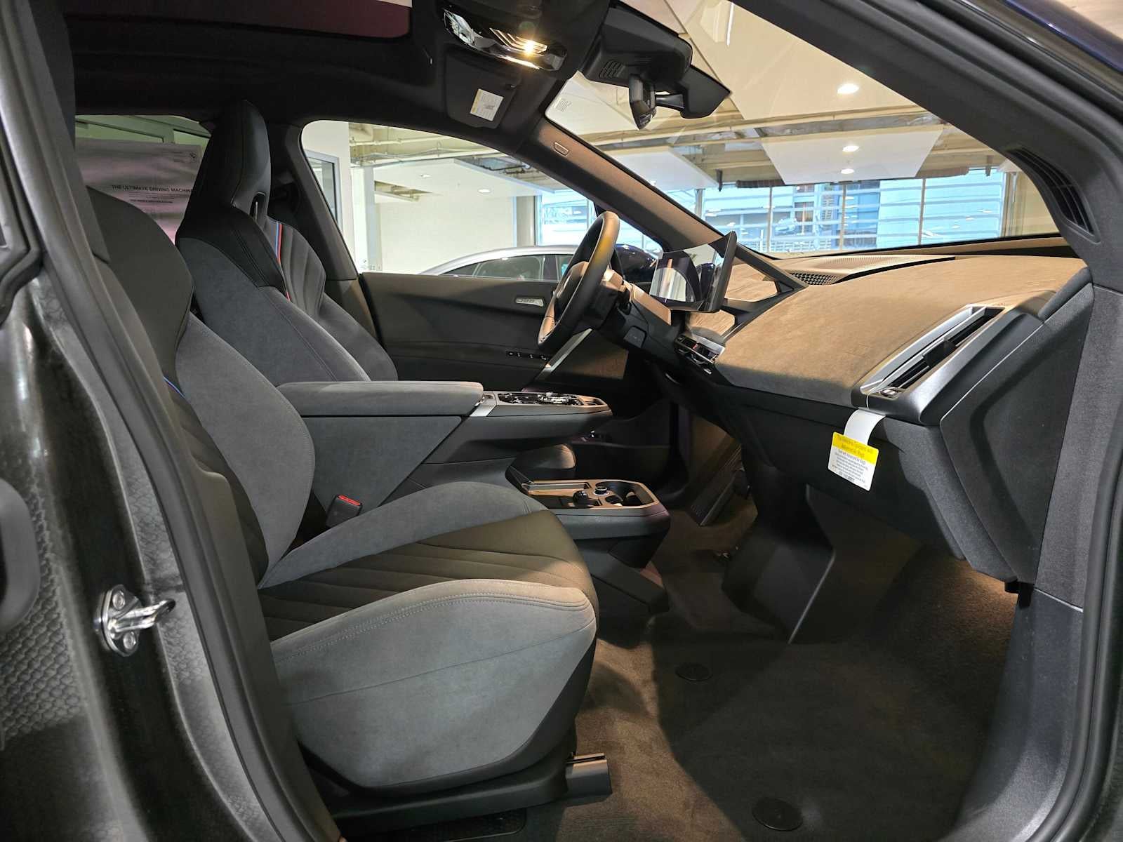 2026 BMW iX xDrive60