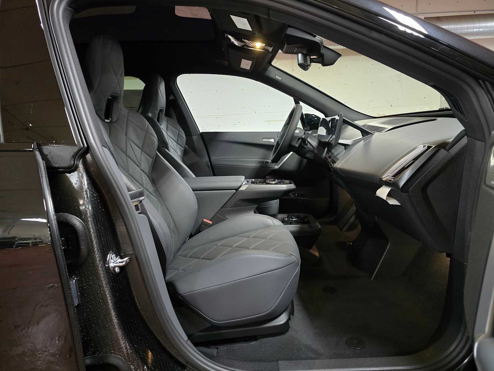 2026 BMW iX xDrive60