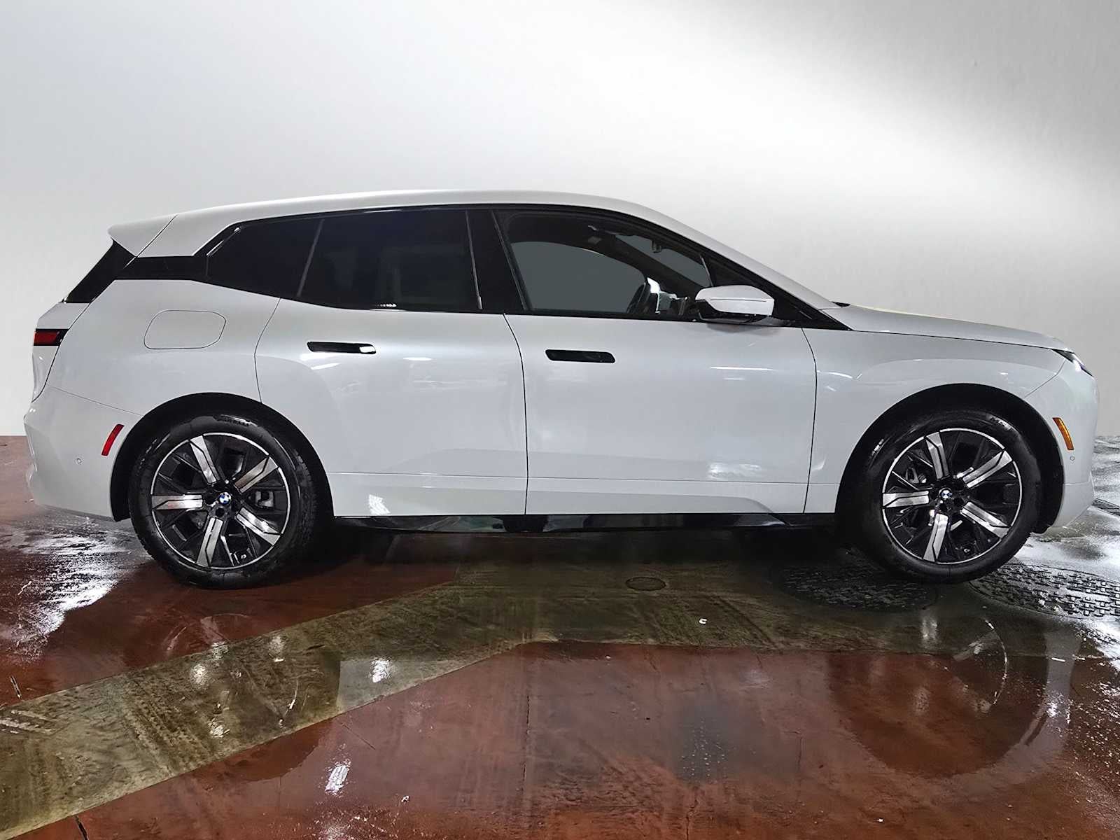 2026 BMW iX xDrive60 xDrive60