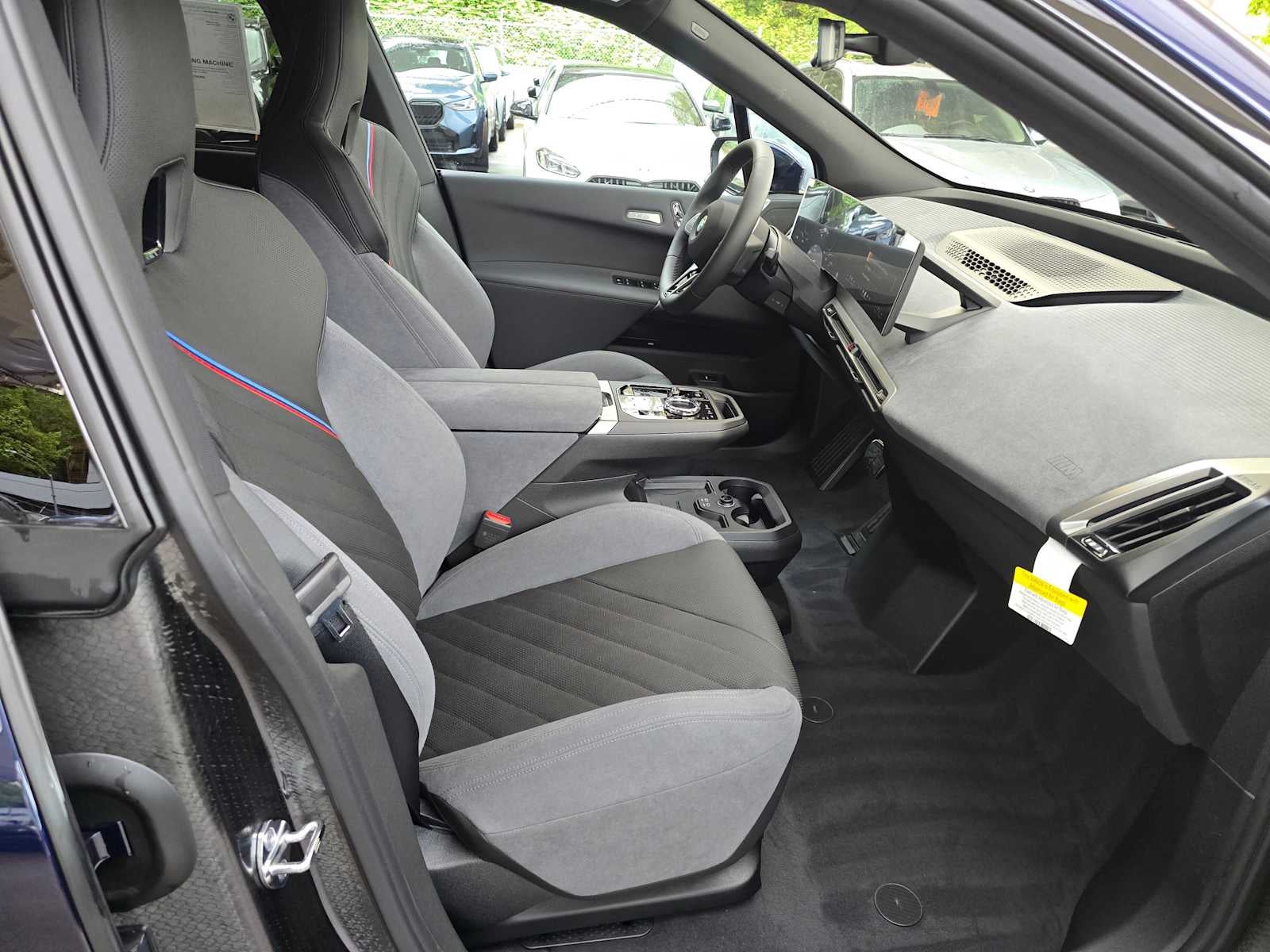 2026 BMW iX xDrive60 xDrive60