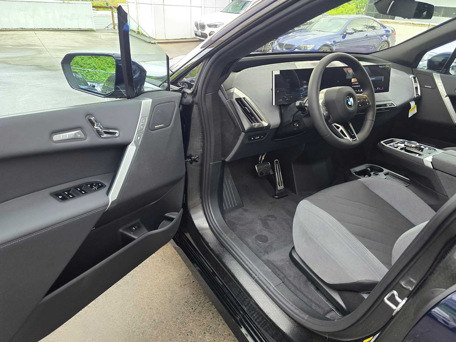 2026 BMW iX xDrive60 xDrive60