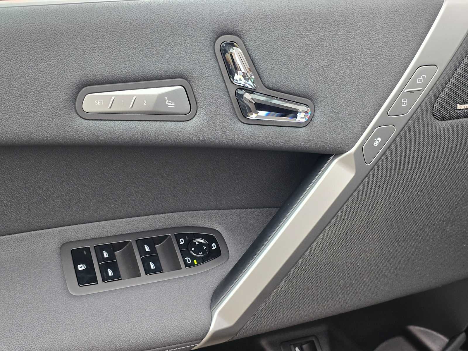 2026 BMW iX xDrive60 xDrive60