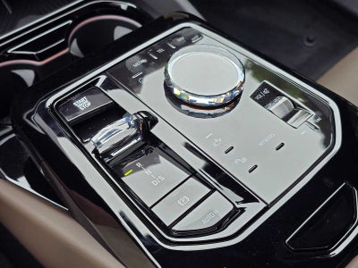 2026 BMW 550e xDrive 550e xDrive