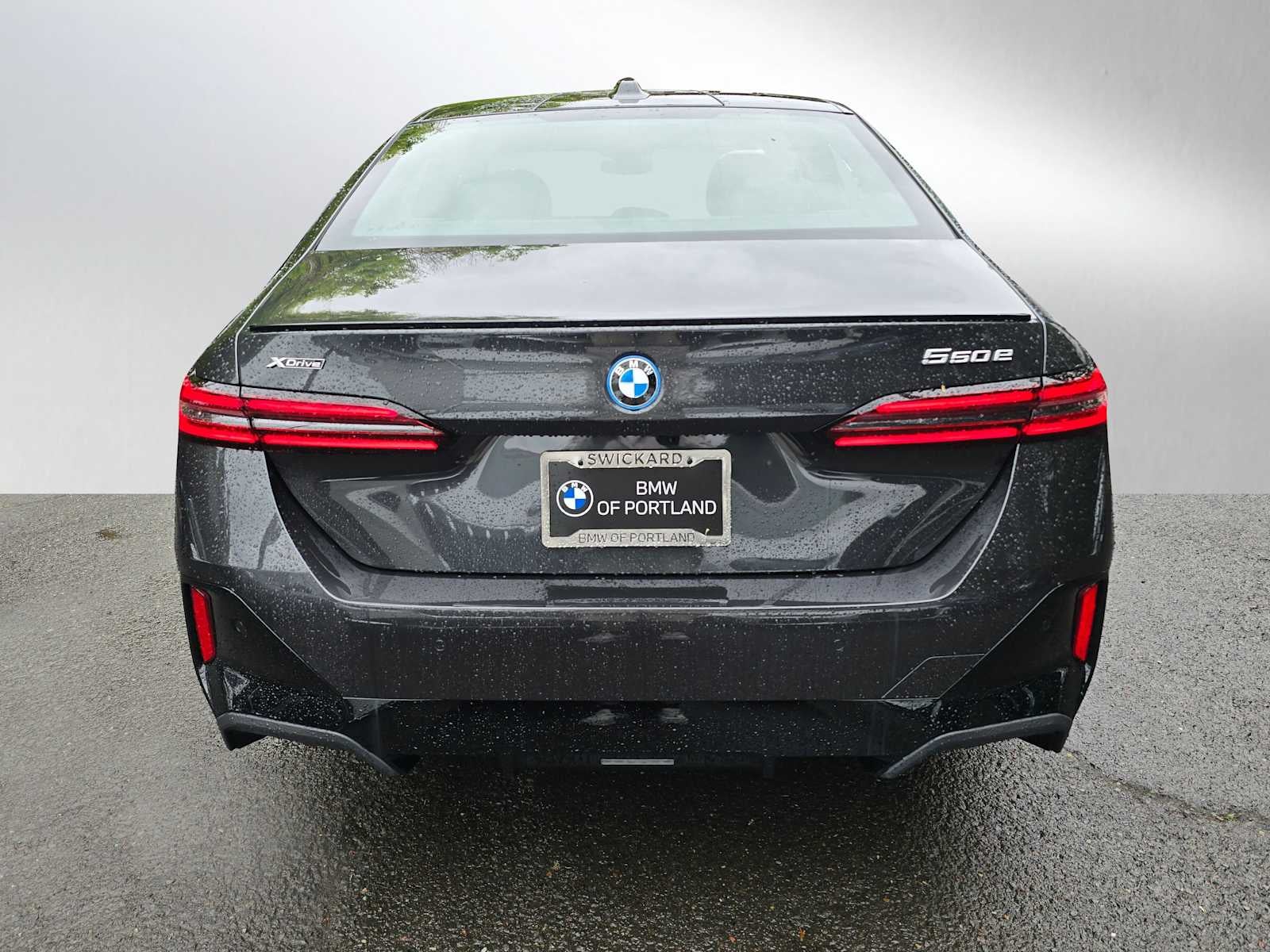 2026 BMW 550e xDrive 550e xDrive