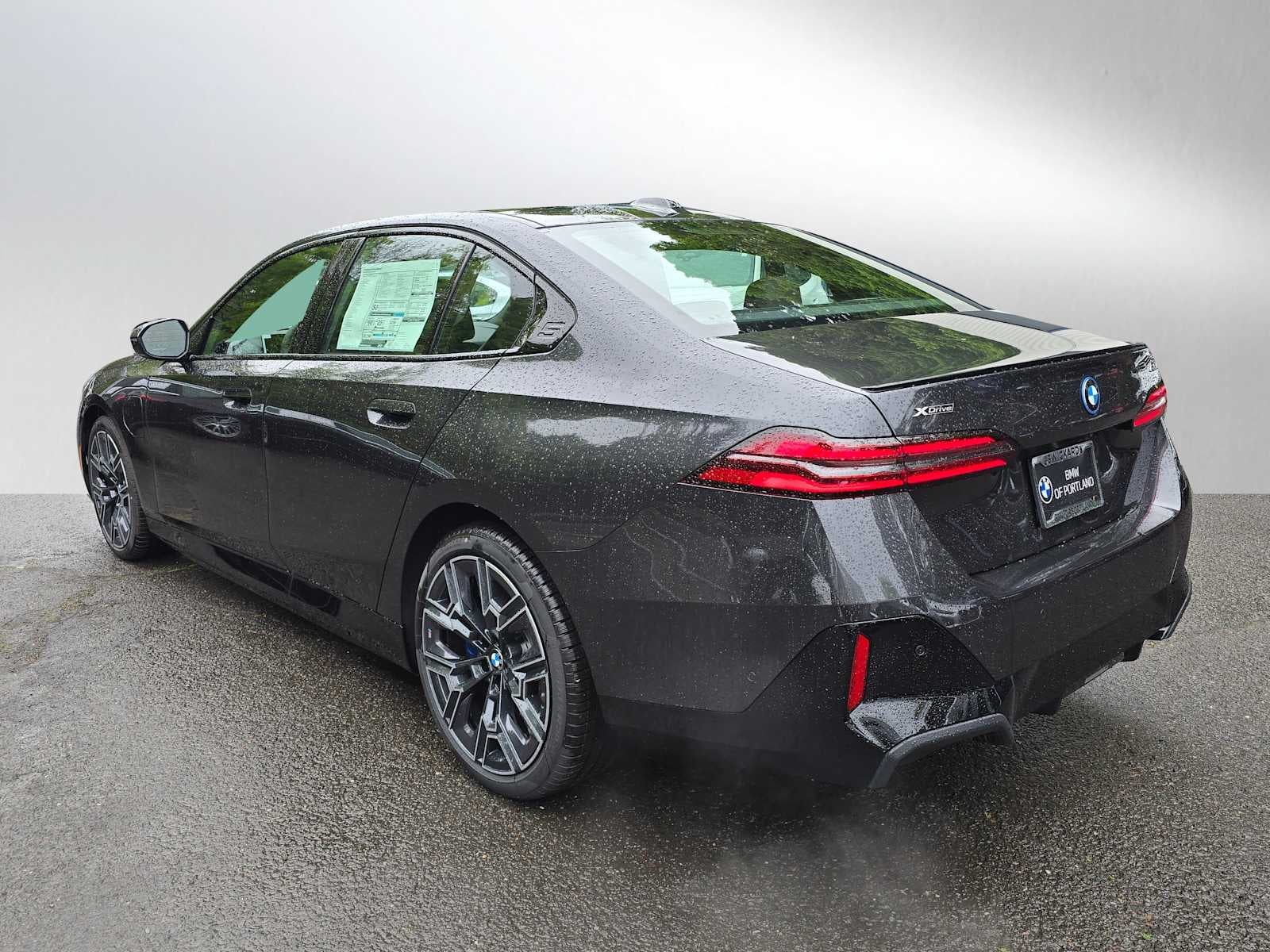 2026 BMW 550e xDrive 550e xDrive