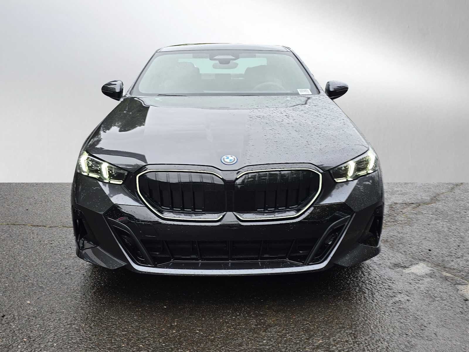2026 BMW 550e xDrive 550e xDrive