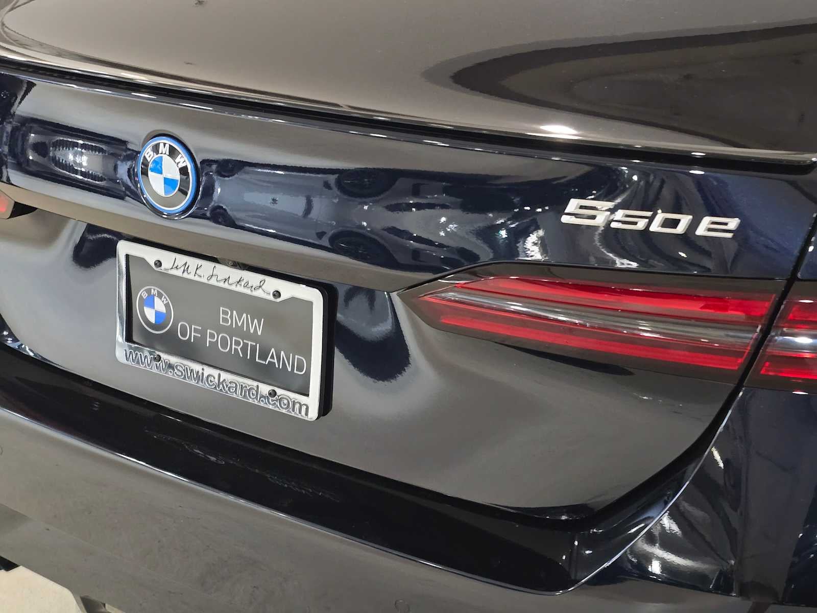 2026 BMW 550e xDrive 550e xDrive