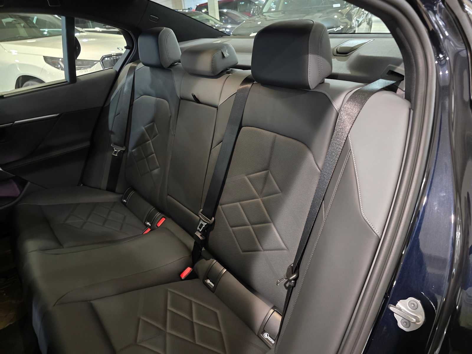 2026 BMW 550e xDrive 550e xDrive