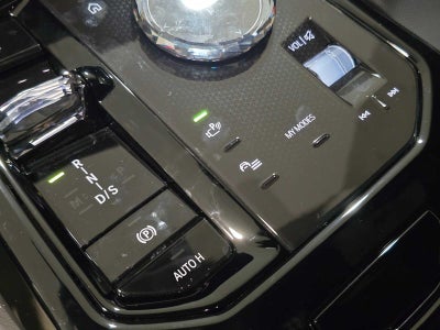 2026 BMW 550e xDrive 550e xDrive