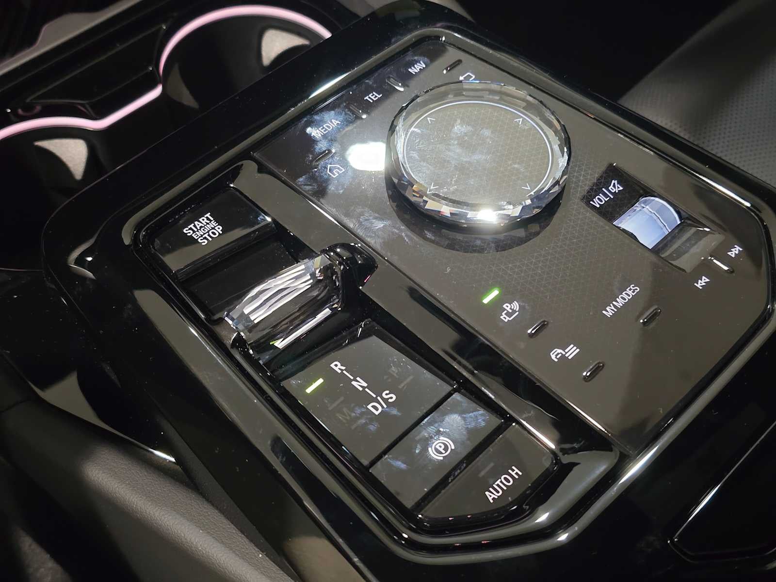 2026 BMW 550e xDrive 550e xDrive