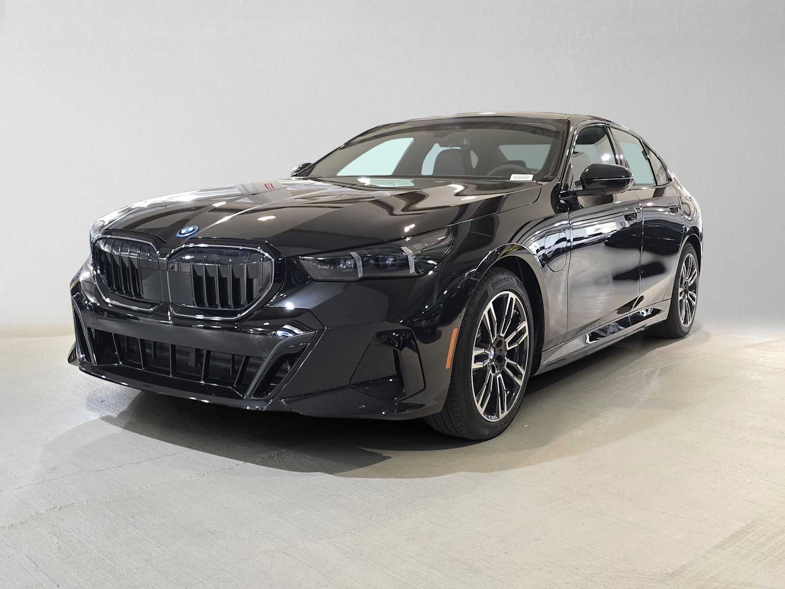 2027 BMW 5 Series 550e xDrive