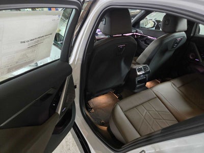 2027 BMW 550e xDrive 550e xDrive