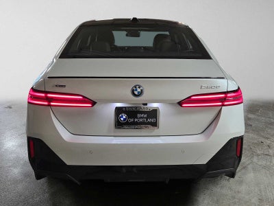 2027 BMW 550e xDrive 550e xDrive