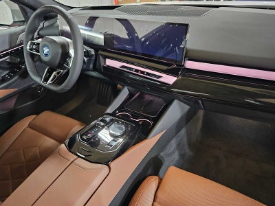 2026 BMW 5 Series 550e xDrive