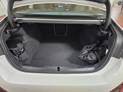 2026 BMW 5 Series 550e xDrive