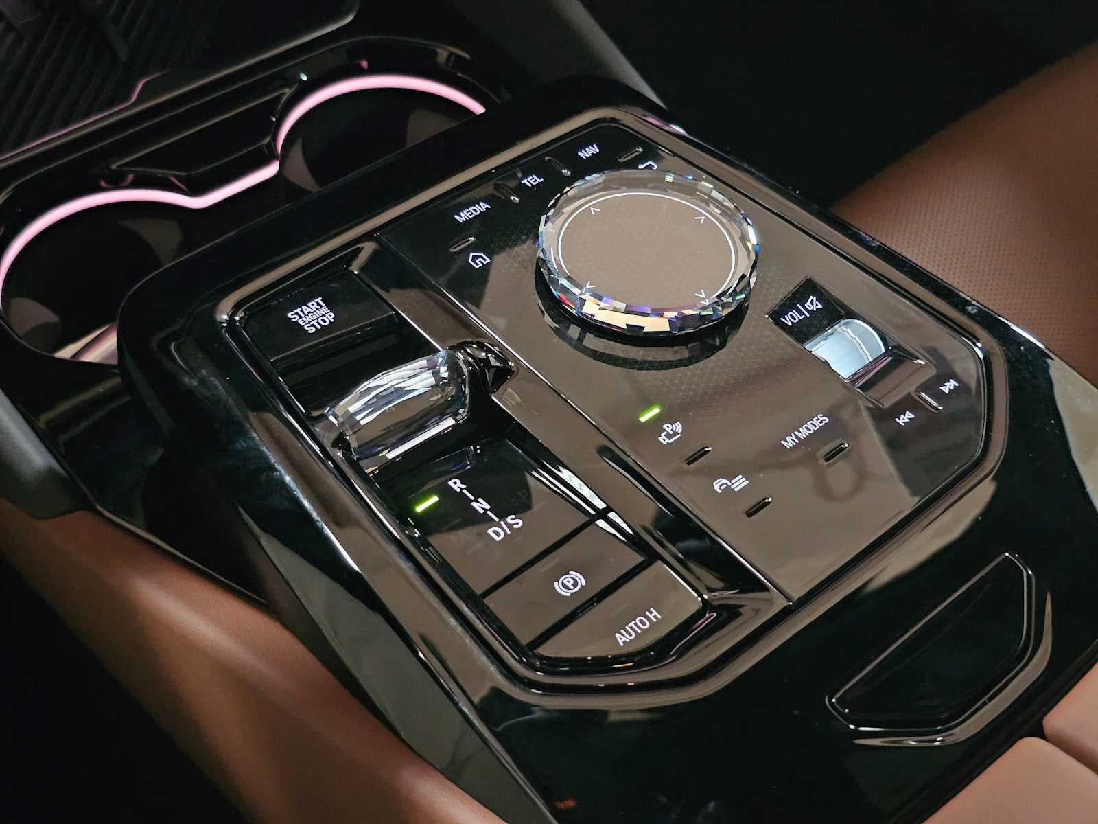 2026 BMW 5 Series 550e xDrive