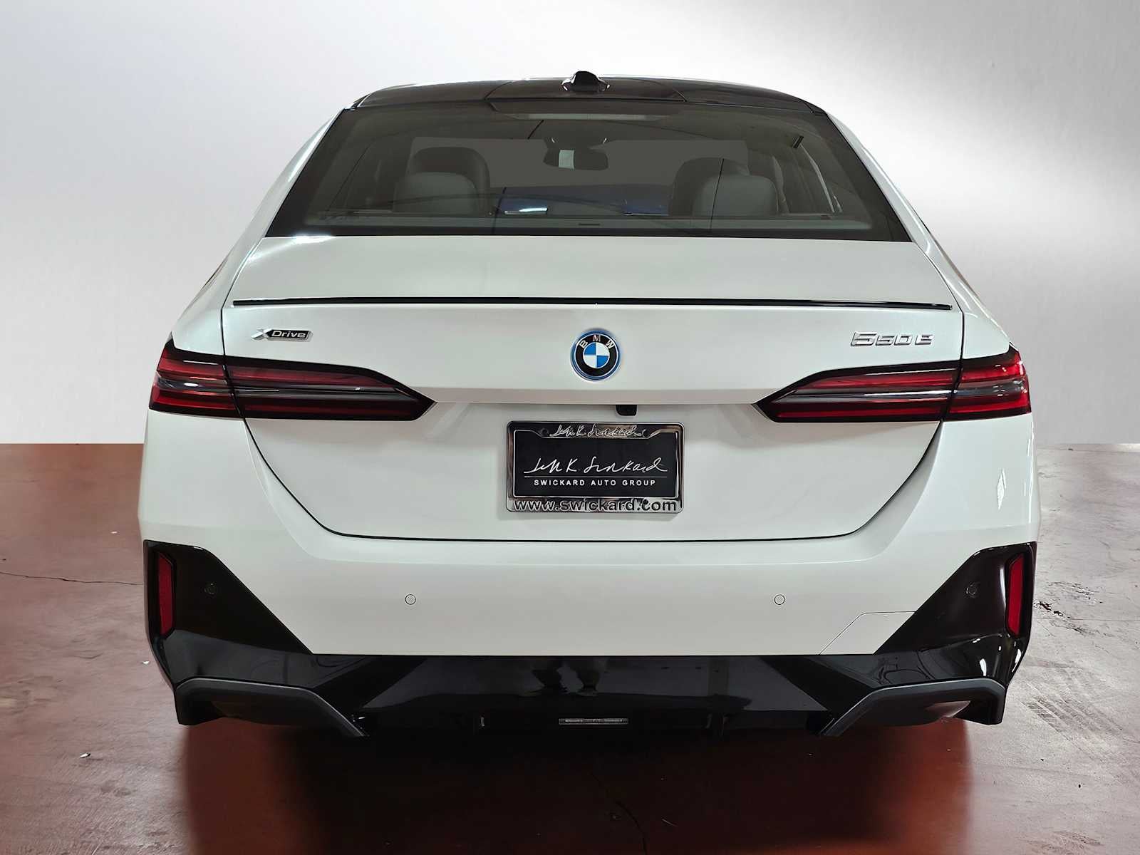 2026 BMW 5 Series 550e xDrive