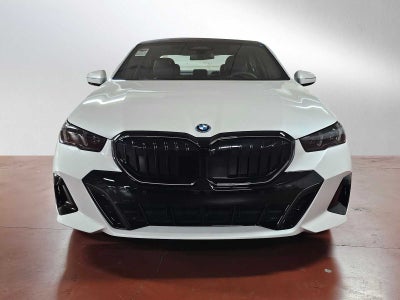 2026 BMW 5 Series 550e xDrive