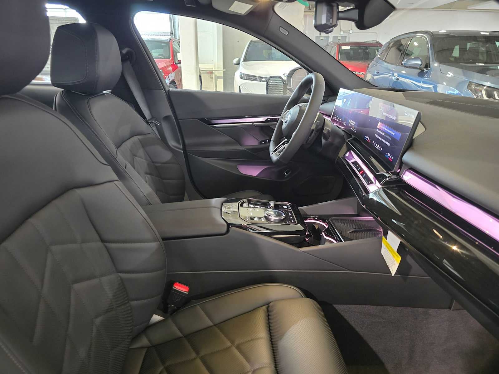 2026 BMW 550e xDrive 550e xDrive