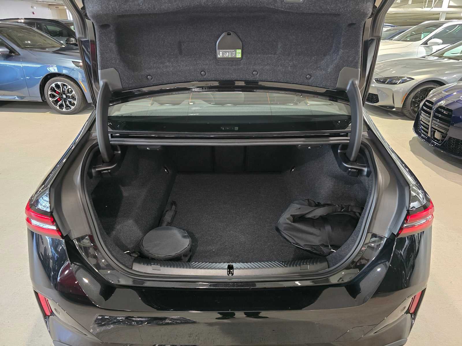 2026 BMW 550e xDrive 550e xDrive