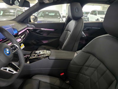 2026 BMW 550e xDrive 550e xDrive