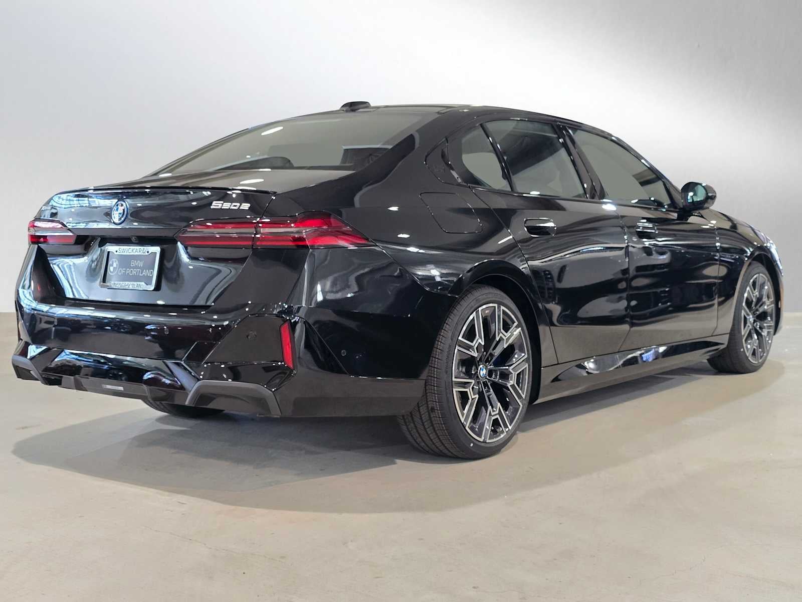 2026 BMW 550e xDrive 550e xDrive