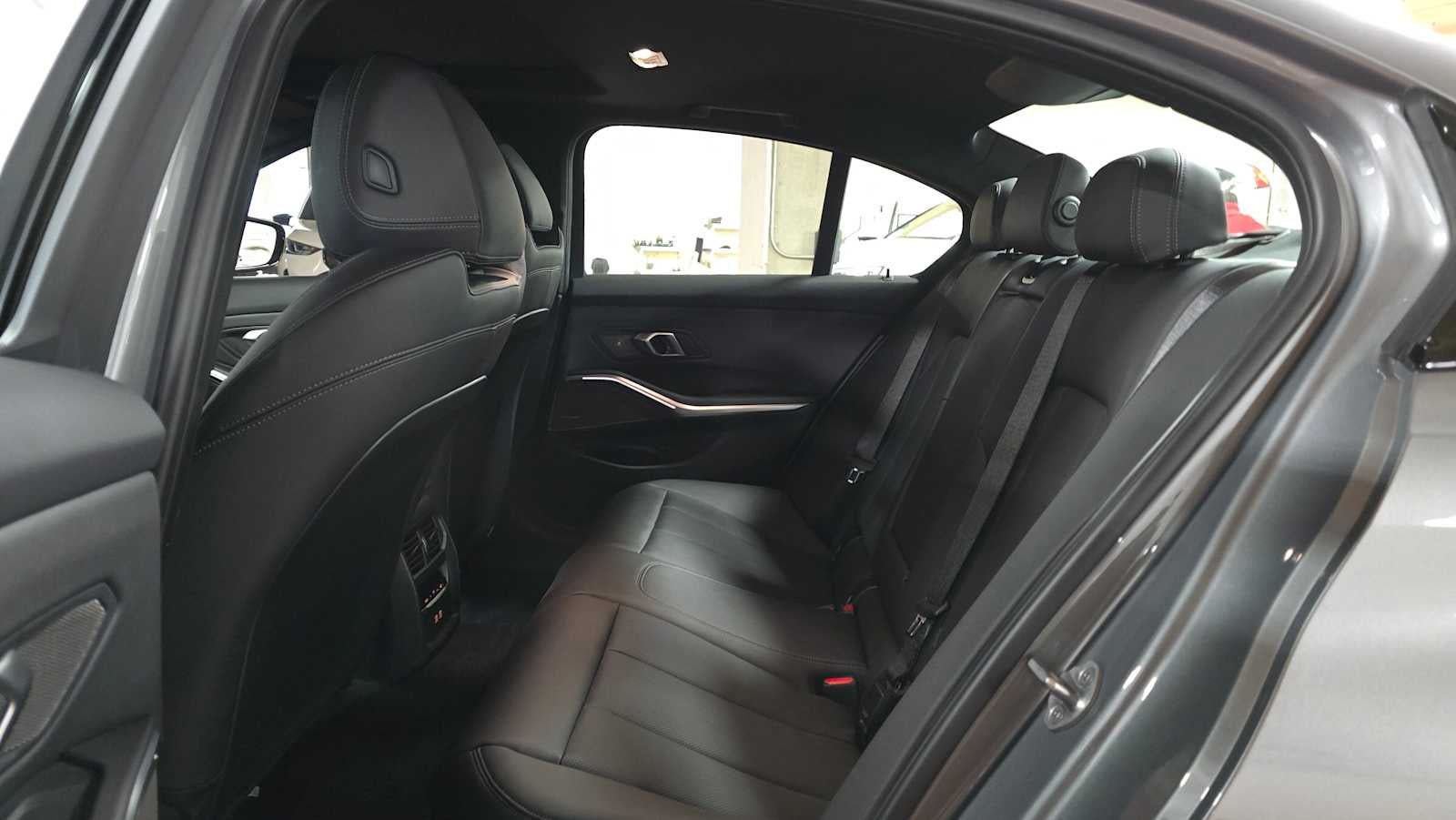 2026 BMW 3 Series 330i xDrive