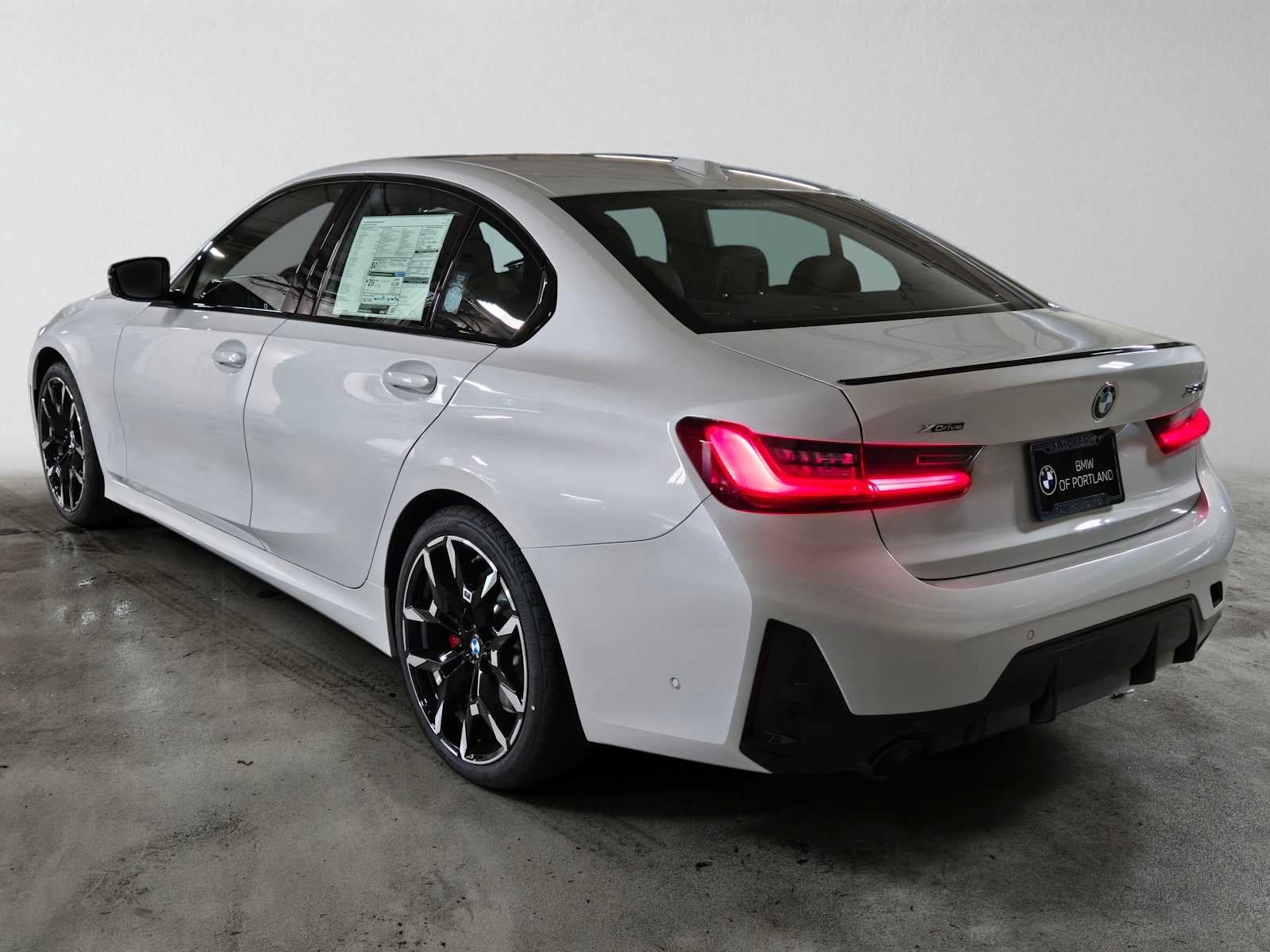2026 BMW 3 Series 330i xDrive