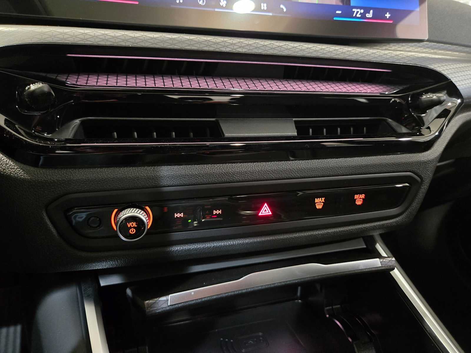 2026 BMW 330i xDrive 330i xDrive