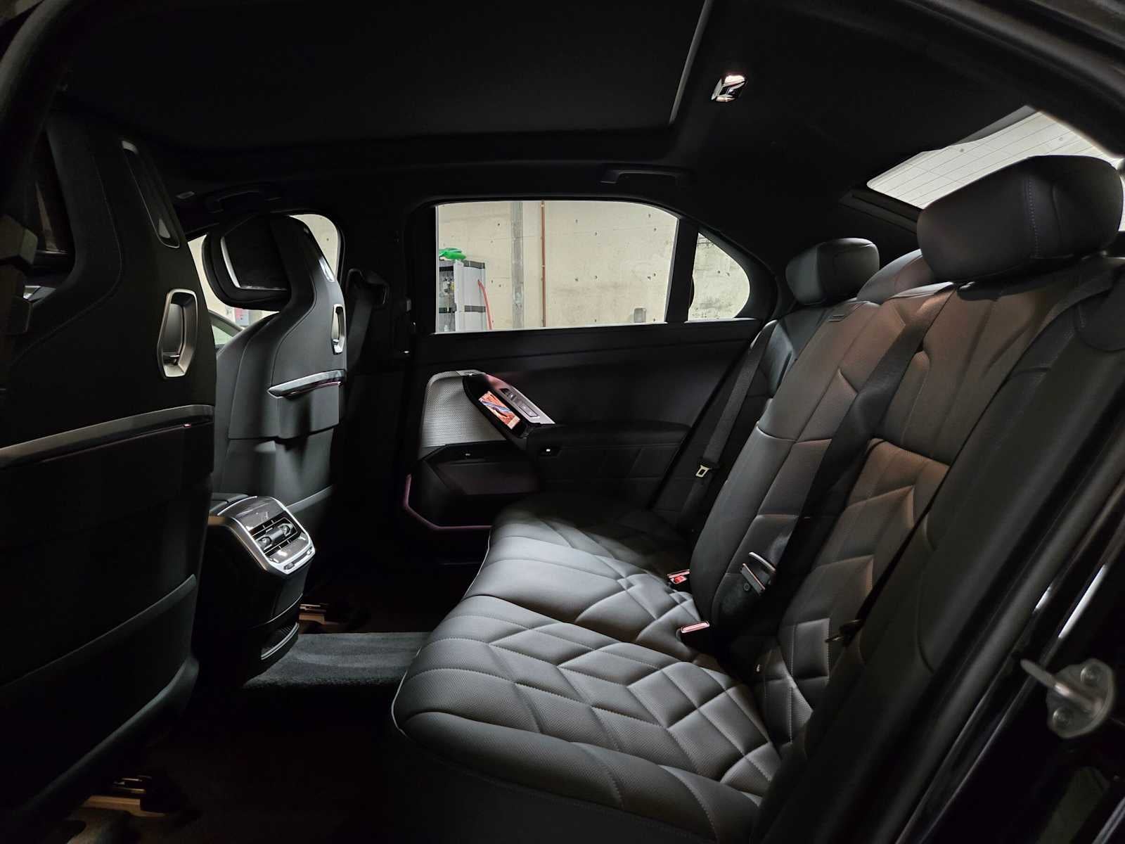 2026 BMW 7 Series 740i xDrive