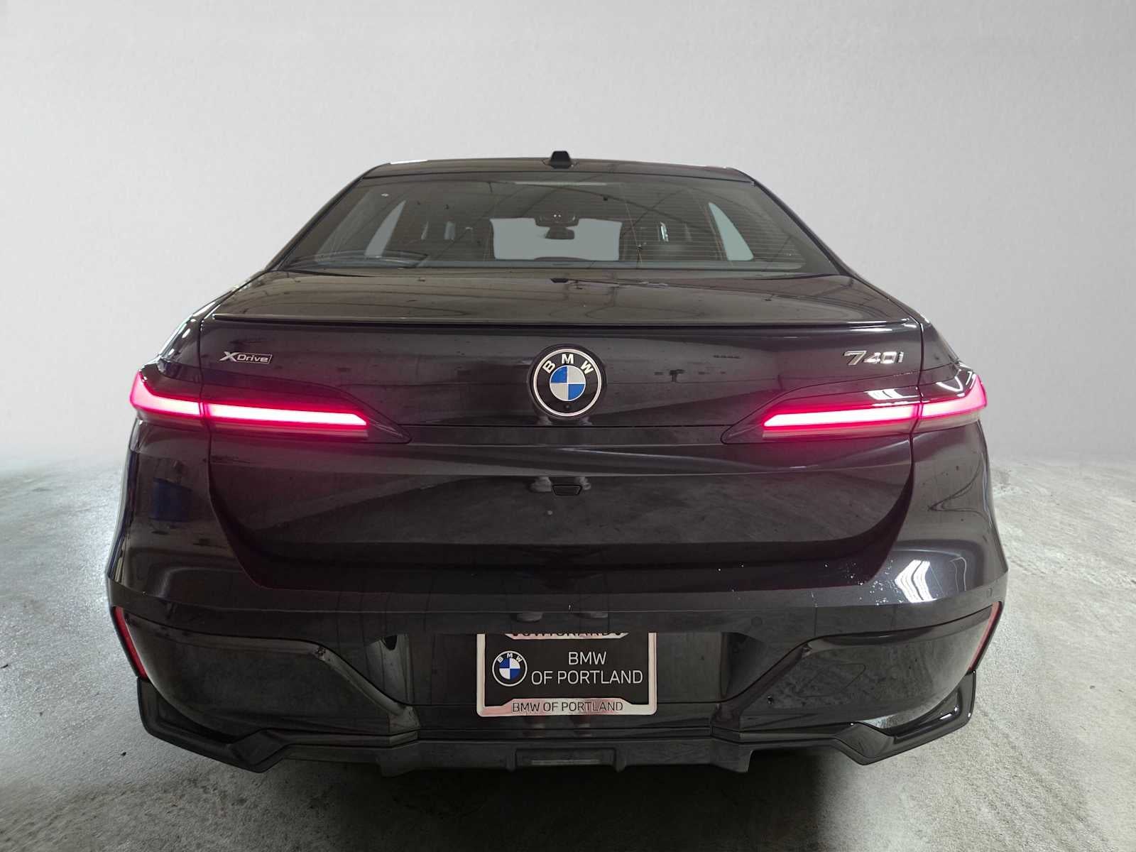 2026 BMW 7 Series 740i xDrive