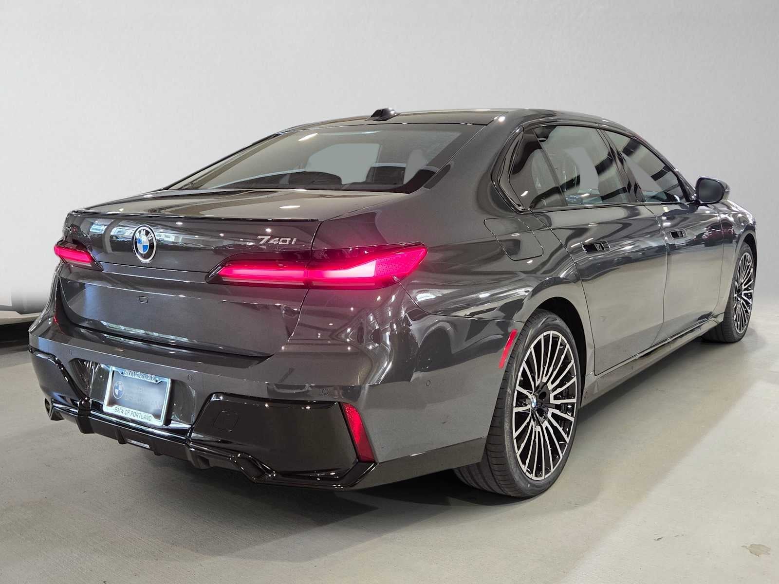 2026 BMW 7 Series 740i xDrive