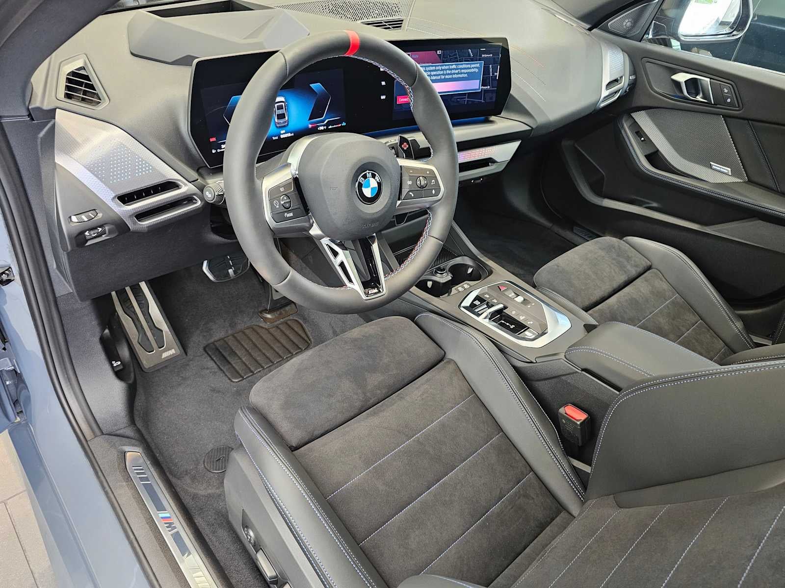2025 BMW M235 xDrive M235 xDrive