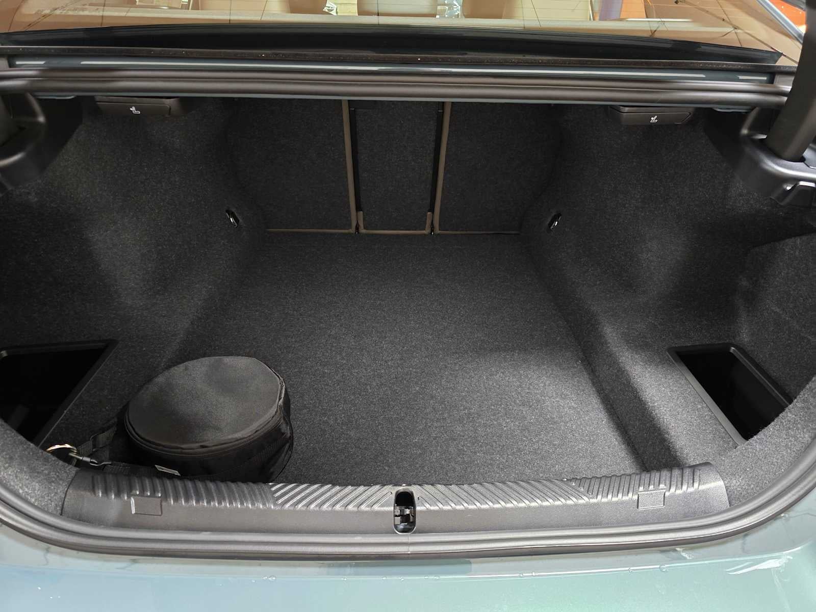 2026 BMW 5 Series 530i xDrive