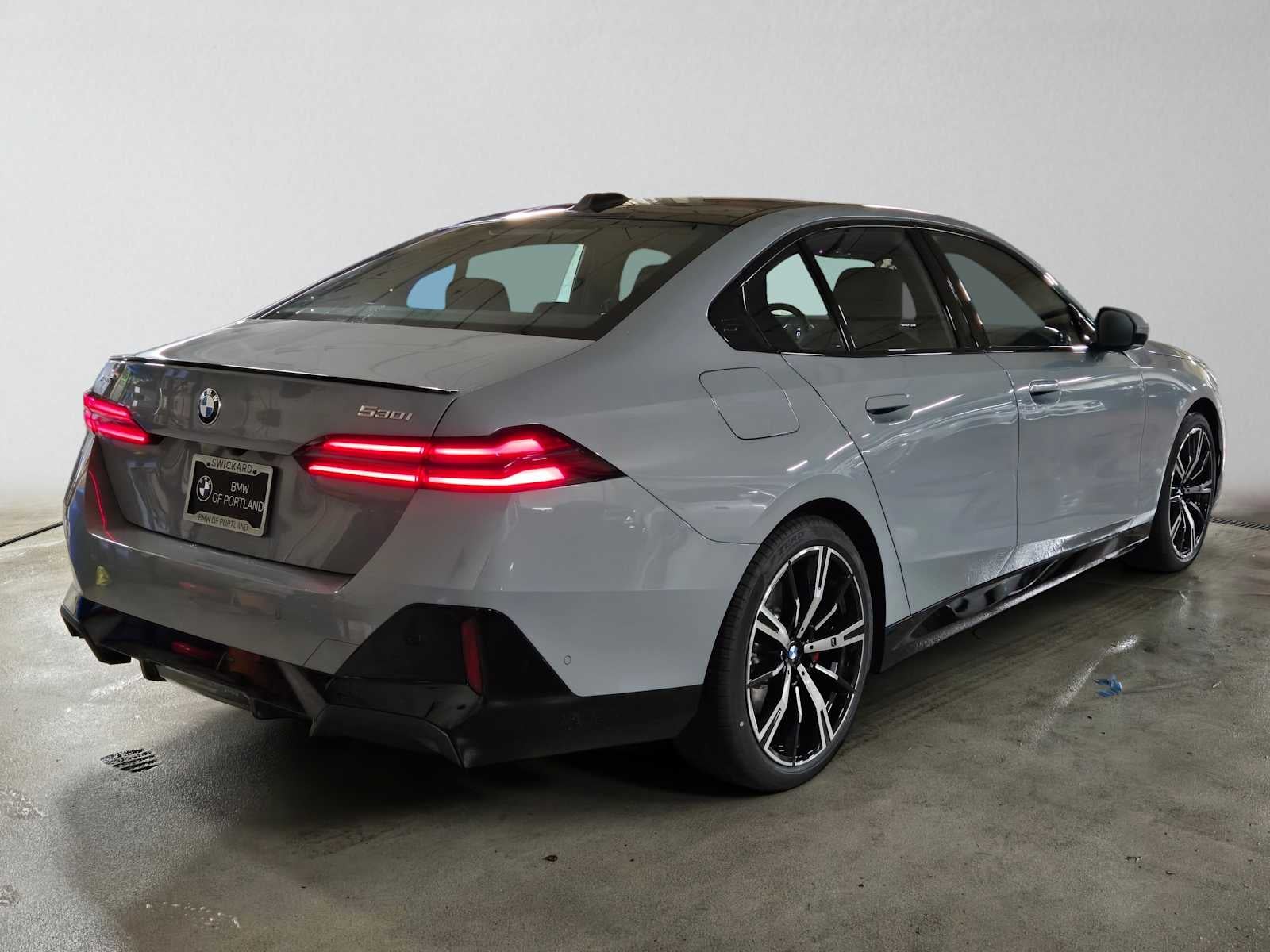 2027 BMW 5 Series 530i xDrive