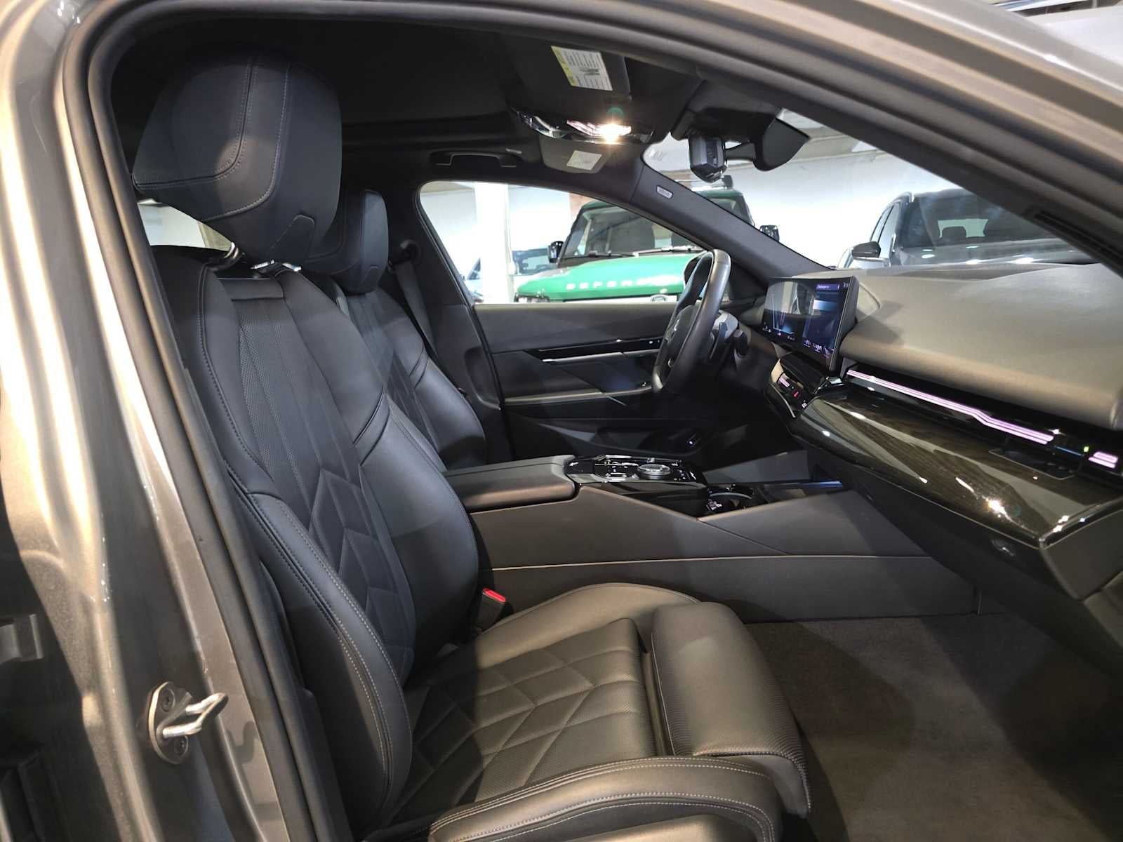 2024 BMW 5 Series 530i xDrive