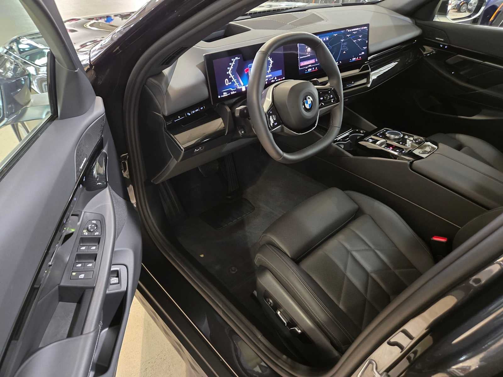 2025 BMW 5 Series 530i xDrive