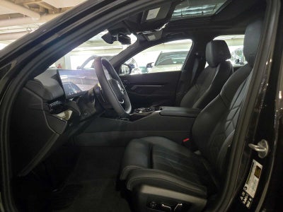 2025 BMW 5 Series 530i xDrive