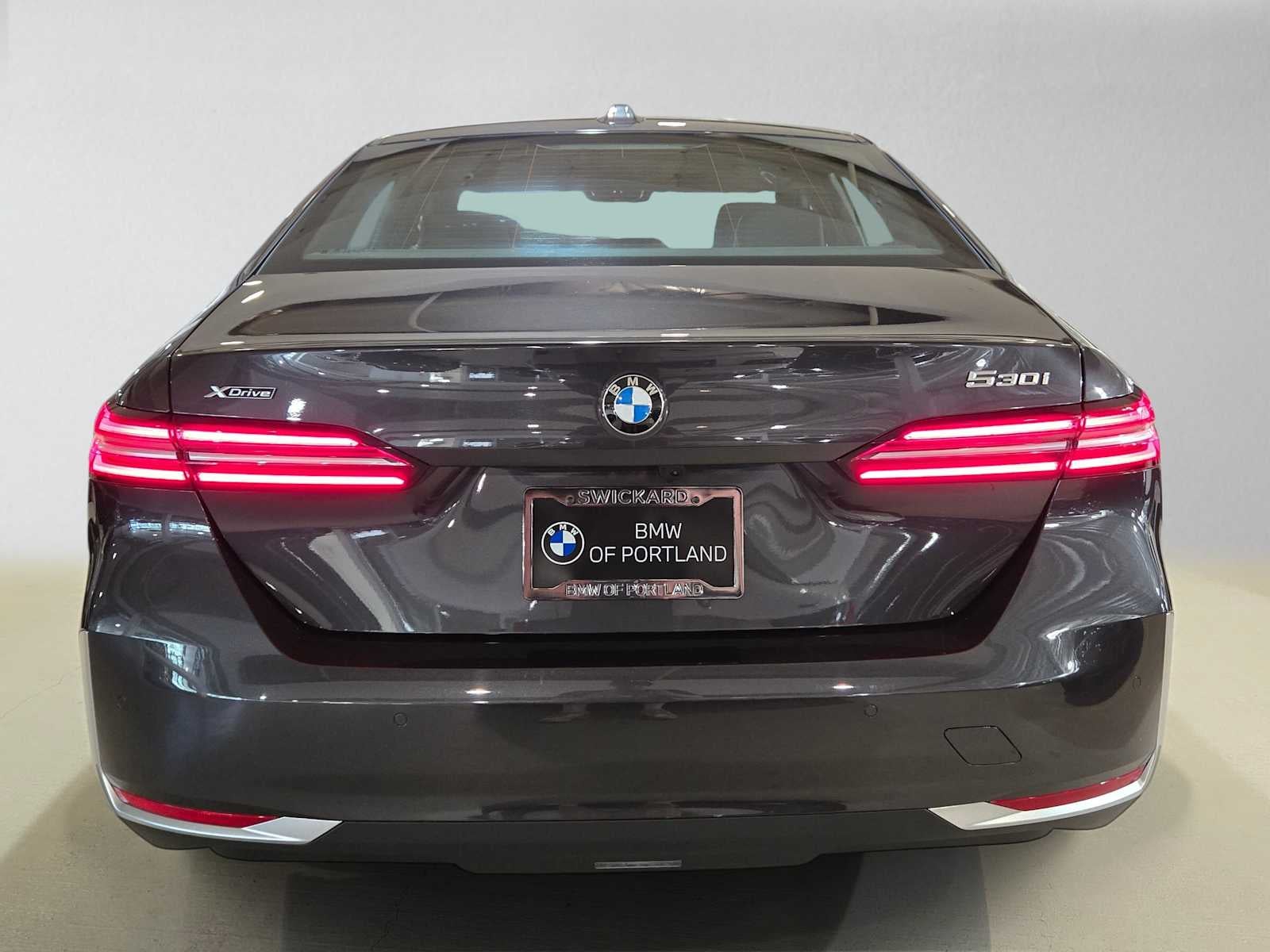 2025 BMW 5 Series 530i xDrive