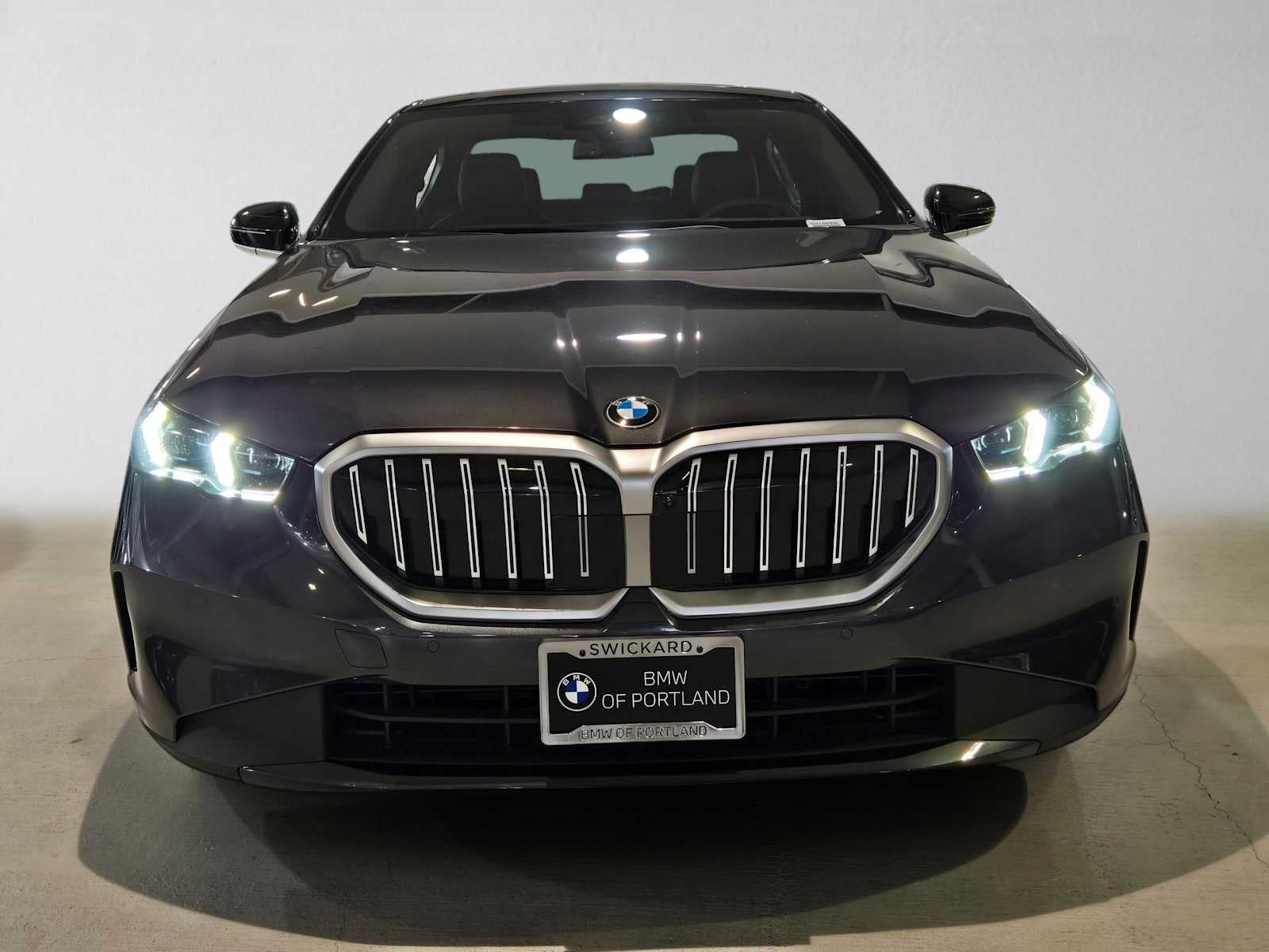 2025 BMW 5 Series 530i xDrive