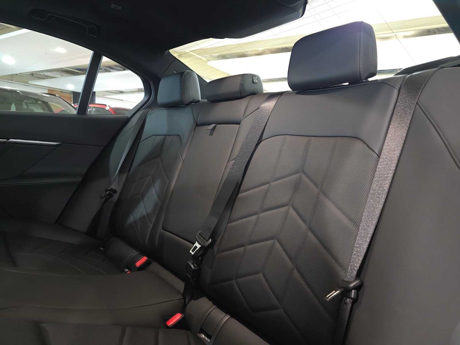 2027 BMW 5 Series 530i xDrive