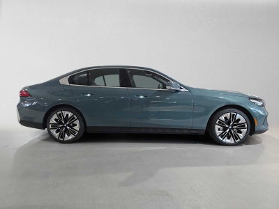 2027 BMW 5 Series 530i xDrive